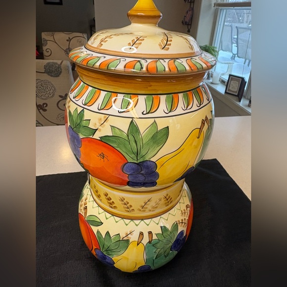 Vintage Hand- Painted Nonni’s Biscotti Ceramic Cookie Jar - Picture 4 of 9